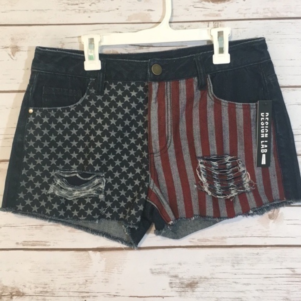 Design Lab Americana Jean Shorts Denim Distressed Blue Red White Flag Trendy NWT
